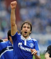 Fussball: 1. Bundesliga Saison 2010/2011: Schalke 04 - VfL Wolfsburg