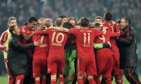 FUSSBALL  DFB POKAL SAISON  11/12  HALBFINALE: JUBEL FC Bayern Muenchen