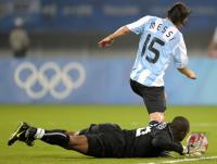 FUSSBALL  Olympia 2008  Peking  Viertelfinale Argentinien - Niederlande