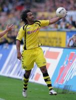 FUSSBALL  1. BUNDESLIGA:  Patrick Owomoyela   (Borussia Dortmund)