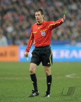 FUSSBALL INTERNATIONAL:  Schiedsrichter Wolfgang STARK