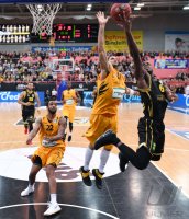 Basketball 1. Bundesliga 16/17 Hauptrunde: Walter Tigers Tuebingen - MHP Riesen Ludwigsburg