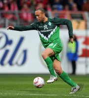 1. Fussball Bundesliga: Mikael Silvestre (SV Werder Bremen)