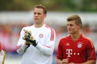 Fussball 1. Bundesliga Saison   2011/2012 : Torwart Manuel Neuer, Toni Kroos (v. li., FC Bayern Muenchen)