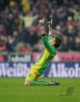Fussball 1. Bundesliga 10/11:  JUBEL Torwart Mitchell Langerak (Borussia Dortmund)