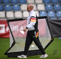 Fussball U 17 WM - Vorbereitung Testspiel
Oesterreich - Deutschland