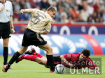 Fussball 1. Bundesliga: Leverkusen - Bayern, Zweikampf
