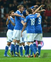 Fussball International WM Qualifikation 2014: Daniele De Rossi , Riccardo Montolivo und Mario Balotelli (v. li. Italien)