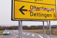 UNFALL auf der L 385 Ofterdingen - Dettingen: Ein LKW kippt Diesel droht in den Katzenbach zu laufen