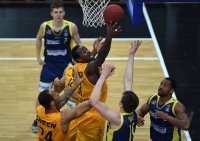 Basketball 1. Bundesliga 15/16 Hauptrunde: Walter Tigers Tuebingen - Phoenix Hagen