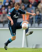 Fussball: 1. Bundesliga Saison 2010/2011, Testspiel: Schalke SCHMITZ Einzelaktion