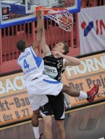 Basketball  1. Bundesliga  10/11 Walter Tigers Tuebingen - Deutsche Bank Skyliners