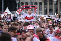 Fussball DFB Pokal Finale 24/25: Arminia Bielefeld - VfB Stuttgart, Public Viewing auf dem Schlossplatz