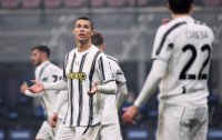 FUSSBALL INTERNATIONAL SERIE A 20/21: Inter Mailand  - Juventus Turin