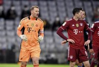 Fussball 1. Bundesliga Saison 21/22: FC Bayern Muenchen - Arminia Bielefeld