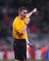 FUSSBALL  International CHL 09/10  Schiri Craig Thomson