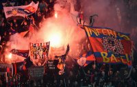 Fussball Europa League Saison 2013/2014: FC Basel Fans mit Pyros