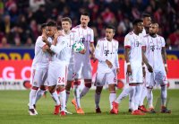 Fussball  1.Bundesliga   Saison 17/18: SC Freiburg - FC Bayern Muenchen