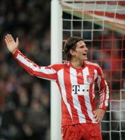 Fussball 1. Bundesliga  Saison 2010/2011: JUBEL Mario Gomez (FC Bayern Muenchen)