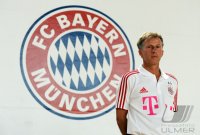 Fussball Regionalliga Sued 2011/2012:  Trainer Andries Jonker (FC Bayern II)