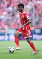 Fussball 1. Bundesliga Saison 16/17: FC Bayern Muenchen - SC Freiburg