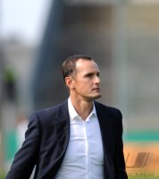 FUSSBALL, DFB Pokal 1. Hauptrunde:  Trainer Heiko Herrlich (Unterhaching)