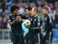 Fussball CHL&Acirc;&nbsp; Saison 12/13:  JUBEL Claudio Pizarro (FC Bayern Muenchen)