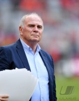 Fussball 1. Bundesliga Saison 18/19: FC Bayern Muenchen - Bayer 04 Leverkusen