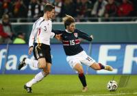 Fussball International: Deutschland - USA, Zweikampf
