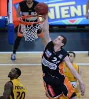 Basketball 1. Bundesliga 2013/2014: Walter Tigers Tuebingen - ratiopharm Ulm