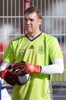 Fussball Training Deutsche Nationalmannschaft: Torwart Manuel Neuer Deutschland)