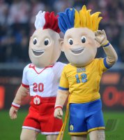 Fussball International:  MASKOTTCHEN zur EURO 2012 in Polen und der Ukraine
