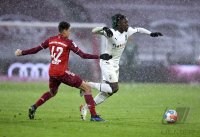 Fussball 1. Bundesliga Saison 21/22: FC Bayern Muenchen - Borussia Moenchengladbach