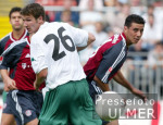 Fussball - DFB-Pokal: Bremen (A) - Muenchen, Zweikampf