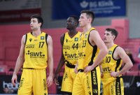 Basketball 2. Bundesliga 2021/2022: Tigers Tuebingen - ROEMERSTROM Gladiators Trier