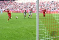 Fussball 1. Bundesliga Saison 15/16: FC Bayern Muenchen - FC Augsburg