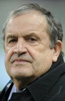 FUSSBALL INTERNATIONAL:  FFF Praesident Fernand Duchaussoy