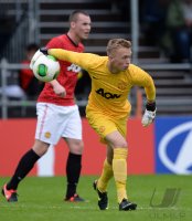 Fusball FIFA 75. Blue Stars 2013 / FIFA Youth Cup: Torwart Jonathan David Sutherland (ManU)