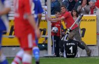 FUSSBALL 1. BUNDESLIGA: JUBEL NEUER (Schalke)