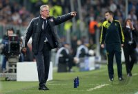 FUSSBALL INTERNATIONAL CHL VIERTELFINALE 12/13: Juventus Turin - FC Bayern Muenchen