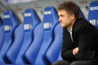 FUSSBALL 1. BUNDESLIGA: Hamburg, BEIERSDORFER