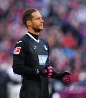 Fussball 1. Bundesliga Saison 21/22: FC Bayern Muenchen -  TSG 1899 Hoffenheim