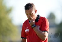 Fussball 1. Bundesliga Saison 15/16: Trainer Markus Weinzierl (FC Augsburg)