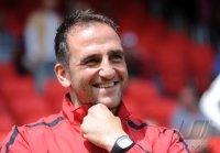 FUSSBALL, DFB Pokal 1. Hauptrunde: Trainer Frank Schmidt (1 FC Heidenheim 1846)