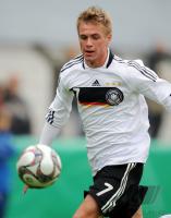 FUSSBALL, INTERNATIONAL: Deutschland U18, ZIMMERMANN Einzelaktion