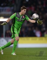 Fussball  1. Bundesliga  13/14: Torwart Fabian Giefer (Fortuna Duesseldorf)