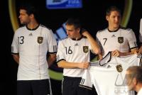 Fussball Nationalmannschaft : ADIDAS WM 2010 Trikot Vorstellung