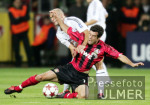 Fussball CHL, Leverkusen - Madrid, Zweikampf