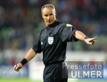 Champions League: Schiedsrichter Eric PoulatSchiedsrichter Eric Poulat