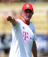 Fussball 1. Bundesliga Saison   2011/2012 : Trainer Jupp Heynckes  (FC Bayern Muenchen)